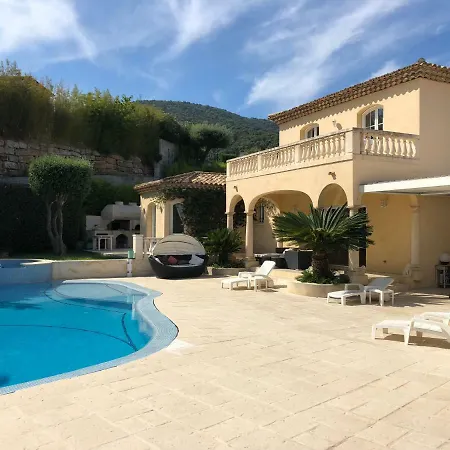Fidji Villa *
