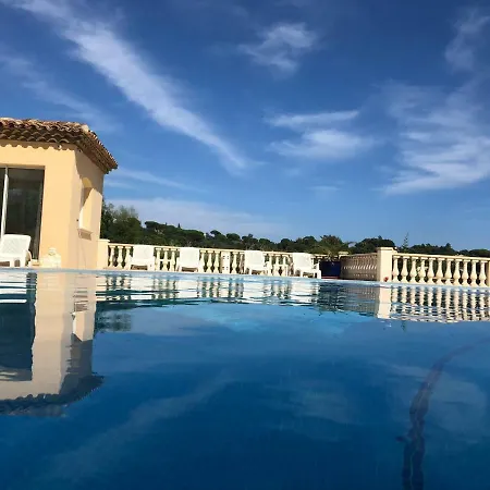 Fidji Villa Sainte-Maxime
