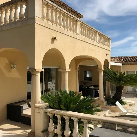 Fidji Villa Sainte-Maxime